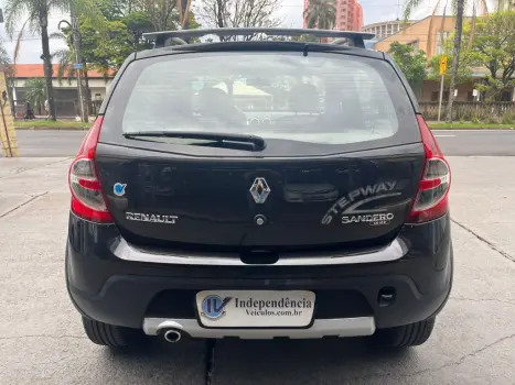 RENAULT Sandero 1.6 4P FLEX STEPWAY, Foto 5 RENAULT Sandero 1.6 4P FLEX STEPWAY, Foto 5