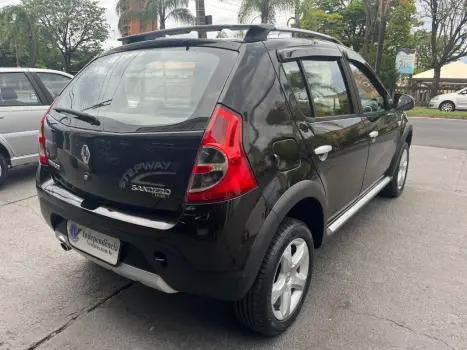 RENAULT Sandero 1.6 4P FLEX STEPWAY, Foto 6 RENAULT Sandero 1.6 4P FLEX STEPWAY, Foto 6