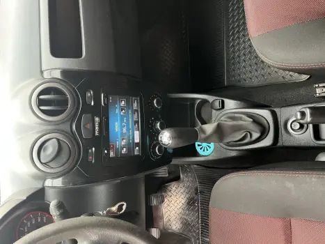 RENAULT Sandero 1.6 4P FLEX STEPWAY, Foto 8 RENAULT Sandero 1.6 4P FLEX STEPWAY, Foto 8