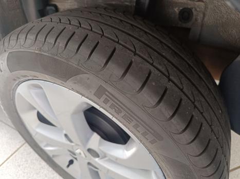 RENAULT Sandero 1.6 16V 4P FLEX STEPWAY RIP CURL, Foto 8