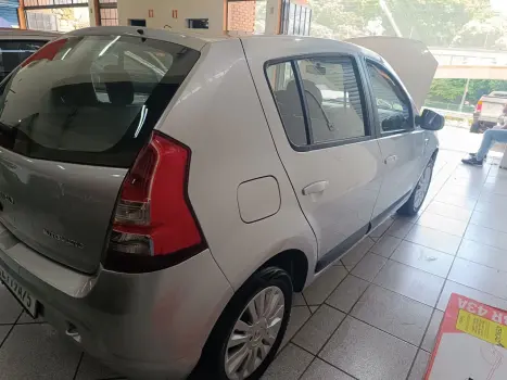 RENAULT Sandero 1.6 4P FLEX PRIVIL�GE AUTOM�TICO, Foto 3