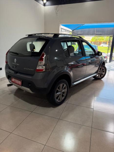 RENAULT Sandero 1.6 4P FLEX STEPWAY, Foto 6
