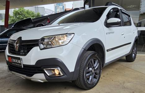 RENAULT Sandero 1.6 16V 4P FLEX SCE STEPWAY INTENSE X-TRONIC AUTOM�TICO CVT, Foto 3