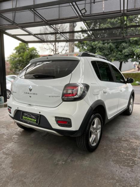 RENAULT Sandero 1.6 16V 4P FLEX STEPWAY, Foto 4