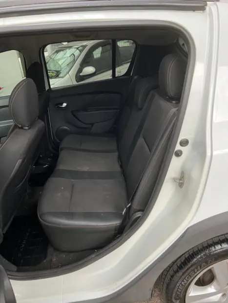 RENAULT Sandero 1.6 16V 4P FLEX STEPWAY, Foto 9