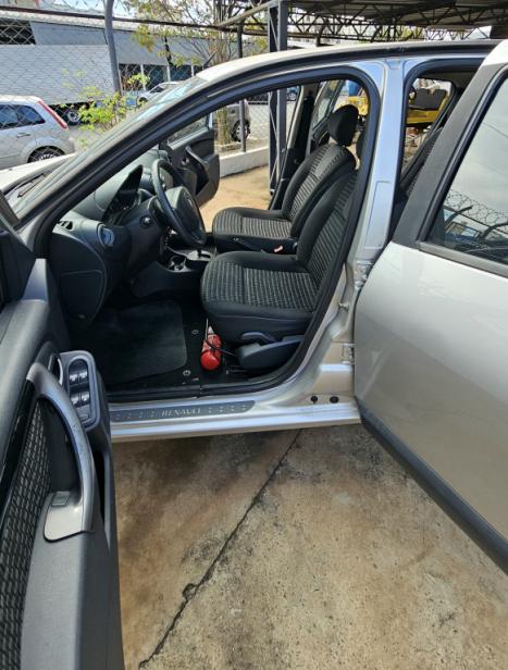 RENAULT Sandero 1.6 4P FLEX PRIVIL�GE AUTOM�TICO, Foto 3