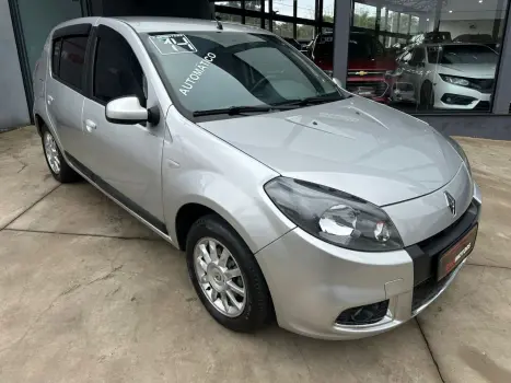 RENAULT Sandero 1.6 4P FLEX EXPRESSION AUTOM�TICO, Foto 2