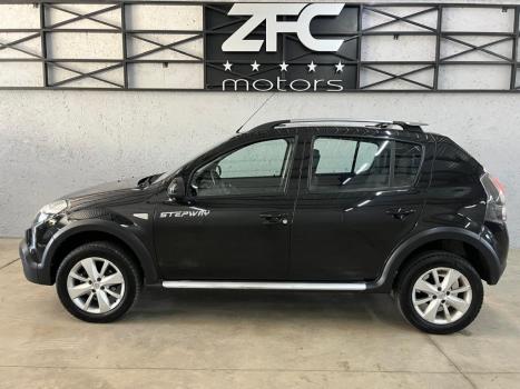 RENAULT Sandero 1.6 16V 4P FLEX STEPWAY AUTOM�TICO, Foto 2