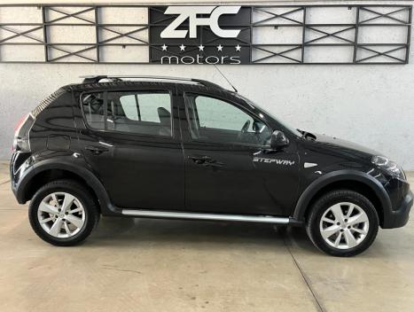 RENAULT Sandero 1.6 16V 4P FLEX STEPWAY AUTOM�TICO, Foto 6
