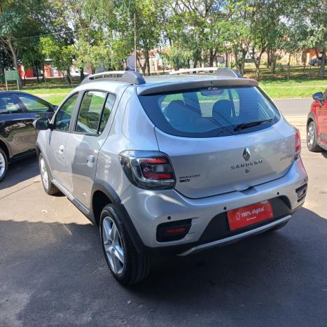 RENAULT Sandero 1.6 16V 4P FLEX SCE STEPWAY INTENSE X-TRONC AUTOMÁTICO CVT, Foto 5