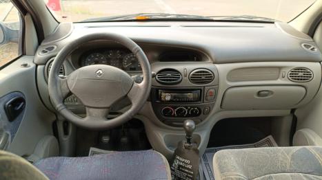 RENAULT Scenic 1.6 16V 4P RXE, Foto 6