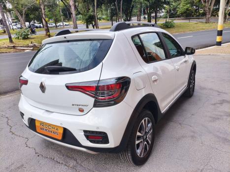 RENAULT Stepway 1.6 16V 4P FLEX ICONIC X-TONIC AUTOM�TICO CVT, Foto 5