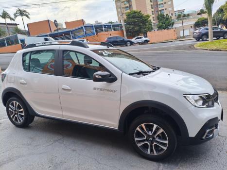RENAULT Stepway 1.6 16V 4P FLEX ICONIC X-TONIC AUTOM�TICO CVT, Foto 6
