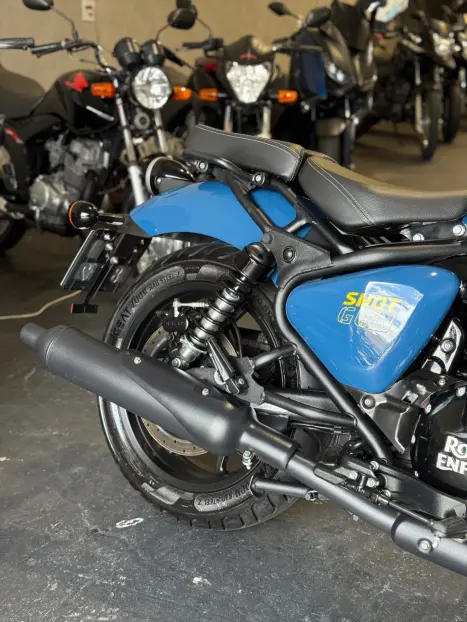 ROYAL ENFIELD Interceptor 650 , Foto 3