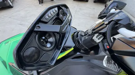 SEA DOO Spark Trixx 900 , Foto 3 SEA DOO Spark Trixx 900 , Foto 3