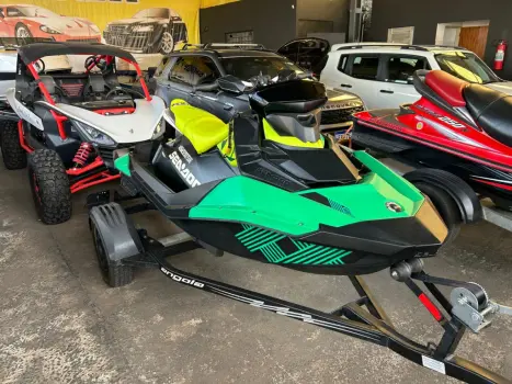 SEA DOO Spark Trixx 900 , Foto 7