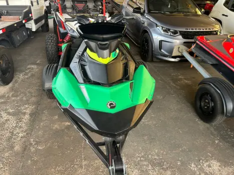 SEA DOO Spark Trixx 900 , Foto 12