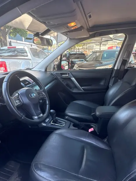 SUBARU Forester 2.0 16V 4P S 4X4 AUTOM�TICO, Foto 9