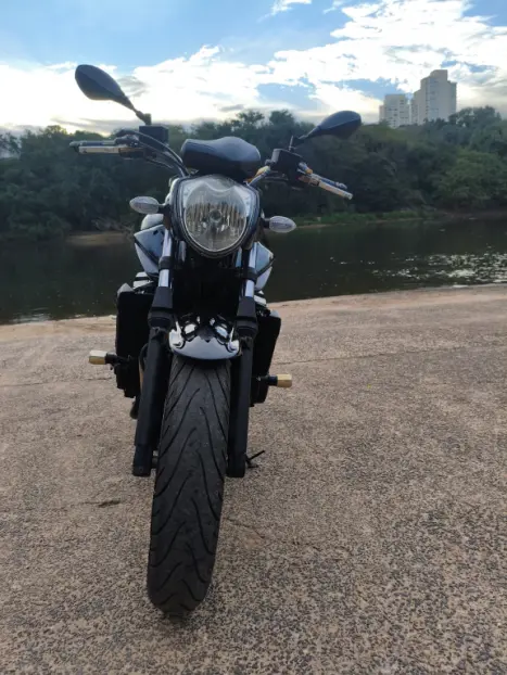 SUZUKI Bandit 650 N, Foto 2