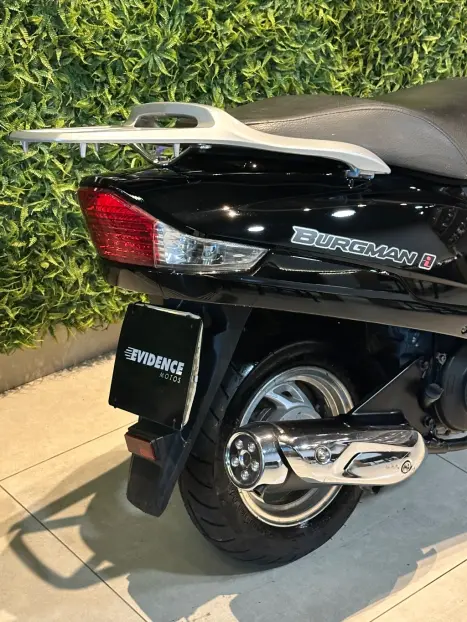 SUZUKI Burgman 125 , Foto 3