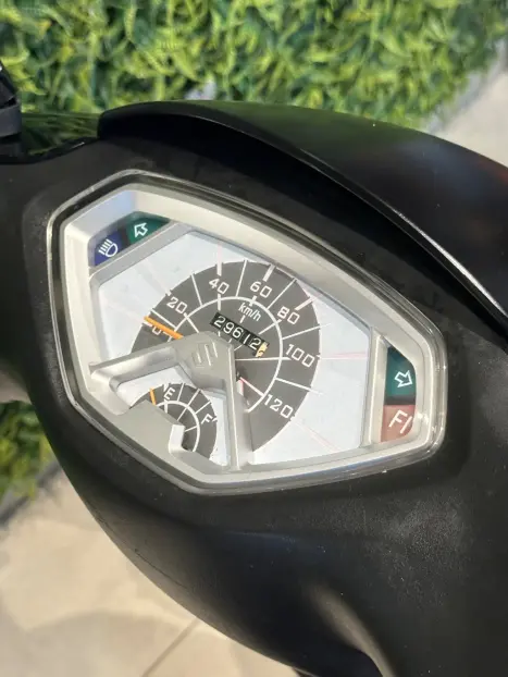 SUZUKI Burgman 125 , Foto 6