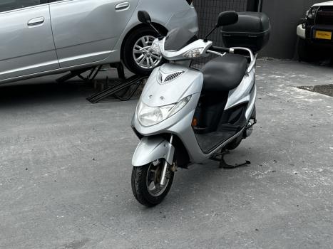 SUZUKI Burgman 125 , Foto 3