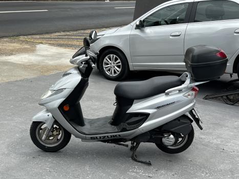 SUZUKI Burgman 125 , Foto 5