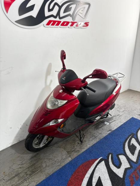 SUZUKI Burgman 125 , Foto 3