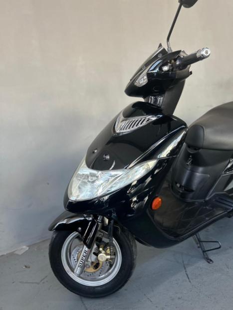 SUZUKI Burgman 125 , Foto 4