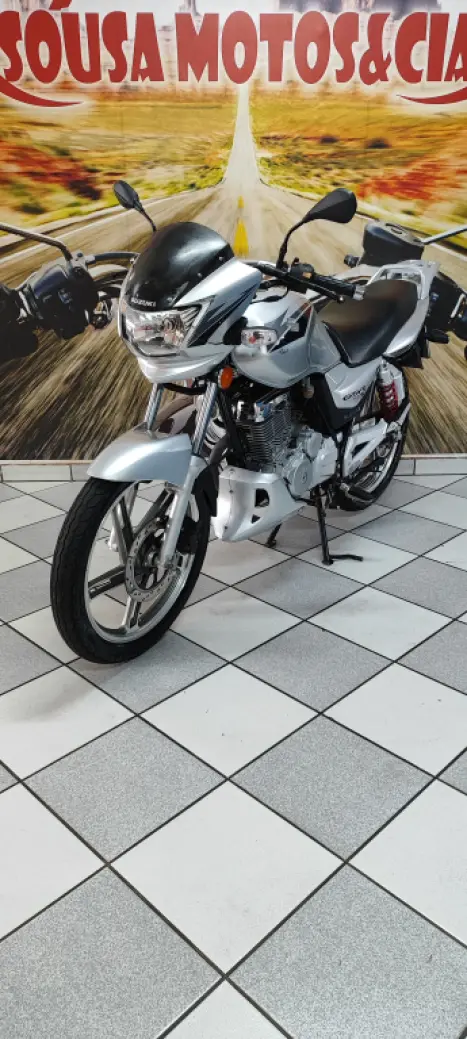 SUZUKI GSR 125 S , Foto 9