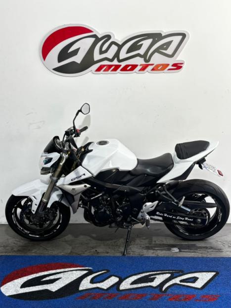 SUZUKI GSR 750 ZA, Foto 3