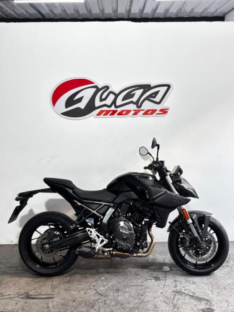SUZUKI GSX 8S , Foto 1