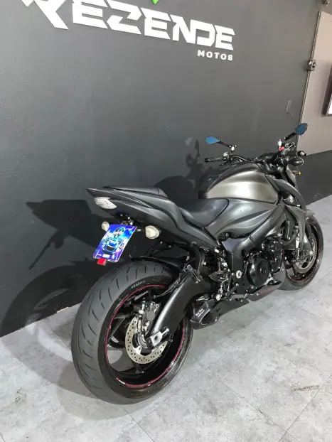 SUZUKI GSX-R 1000 , Foto 2