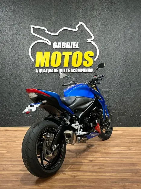 SUZUKI GSX-S 1000 A, Foto 6