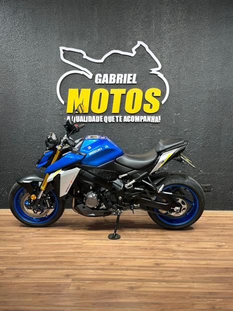 SUZUKI GSX-S 1000 A, Foto 2