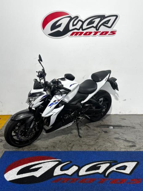SUZUKI GSX-S 1000 A, Foto 3