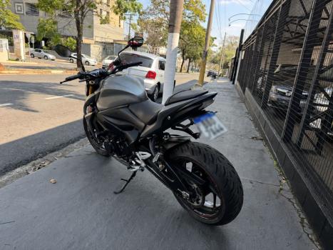 SUZUKI GSX-S 1000 A, Foto 7