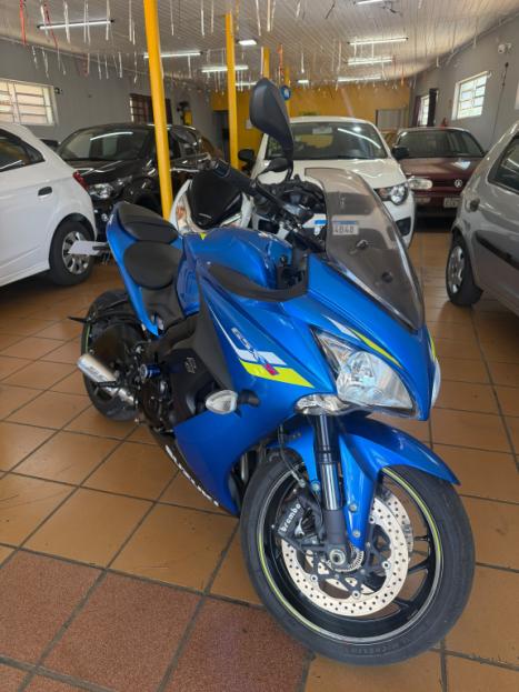 SUZUKI GSX-S 1000 F, Foto 6