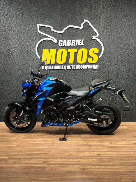 SUZUKI GSX-S 750 ABS, Foto 2 SUZUKI GSX-S 750 ABS, Foto 2