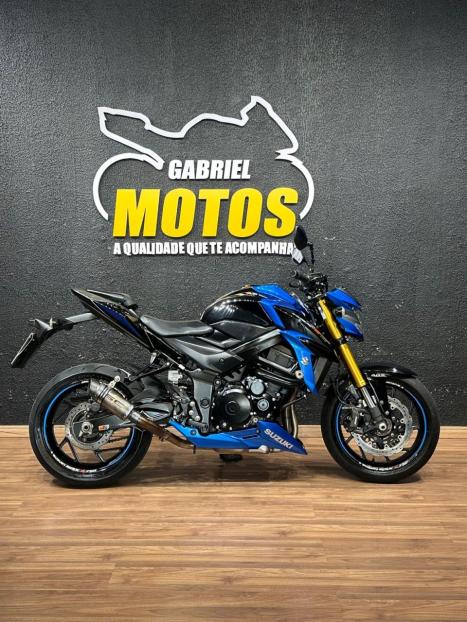 SUZUKI GSX-S 750 ABS, Foto 1