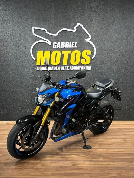 SUZUKI GSX-S 750 ABS, Foto 4