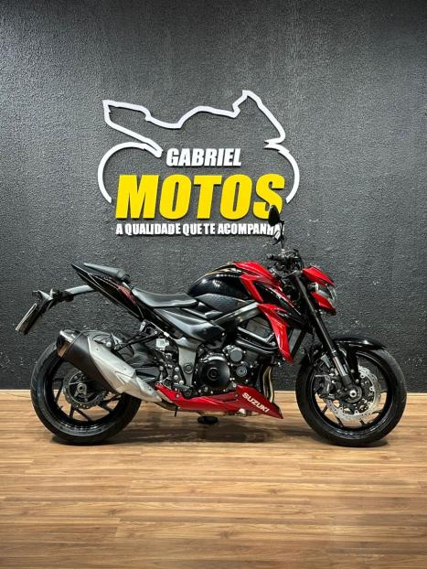 SUZUKI GSX-S 750 ABS, Foto 1