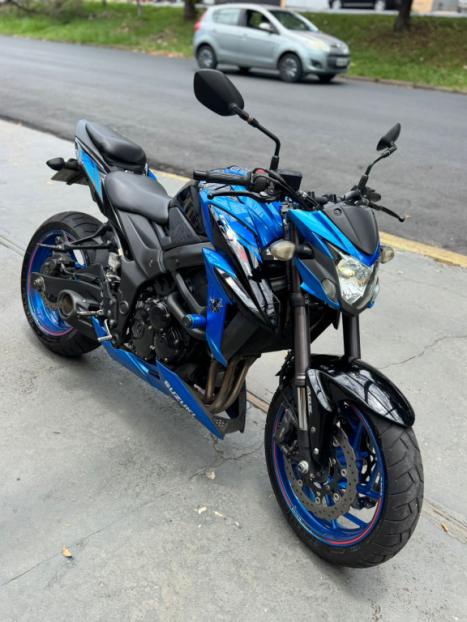 SUZUKI GSX-S 750 ABS, Foto 1