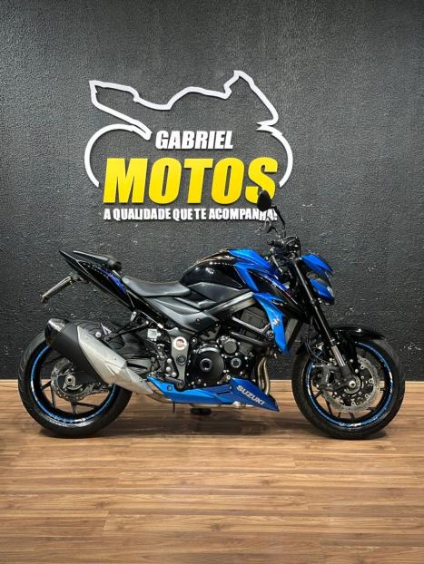 SUZUKI GSX-S 750 ABS, Foto 1