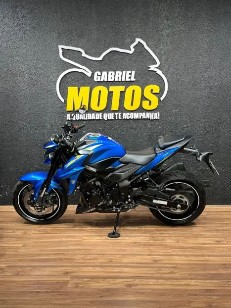 SUZUKI GSX-S 750 ABS, Foto 2