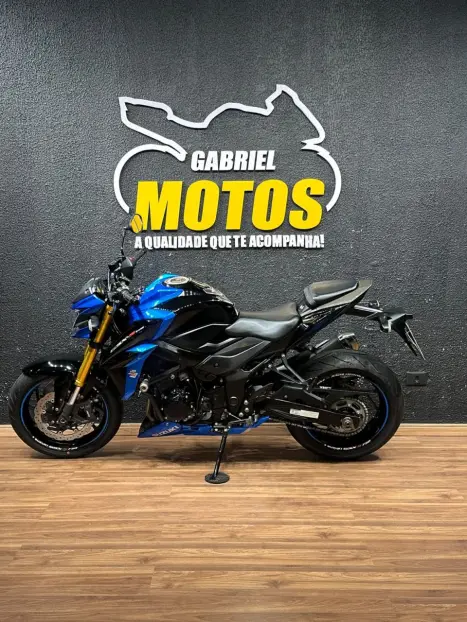 SUZUKI GSX-S 750 ABS, Foto 2