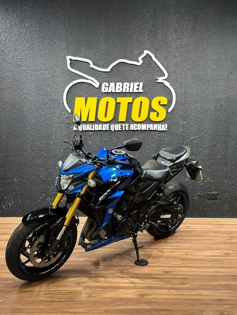 SUZUKI GSX-S 750 ABS, Foto 4