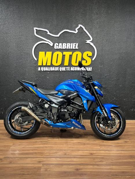 SUZUKI GSX-S 750 ABS, Foto 1