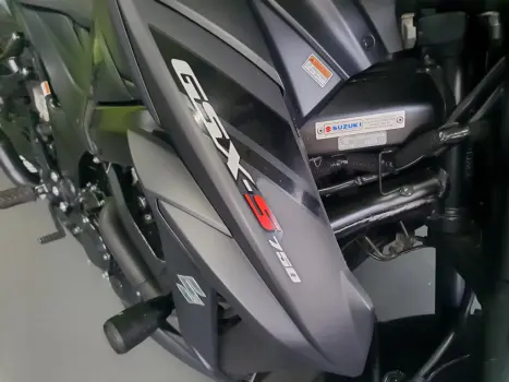 SUZUKI GSX-S 750 ABS, Foto 8