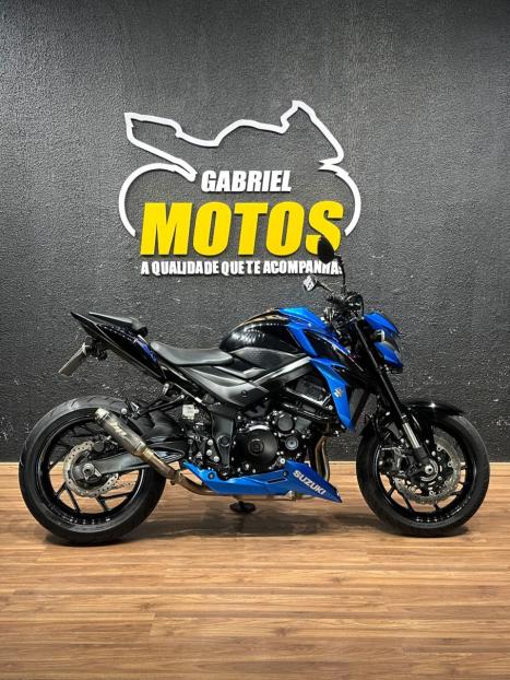 SUZUKI GSX-S 750 ABS, Foto 1